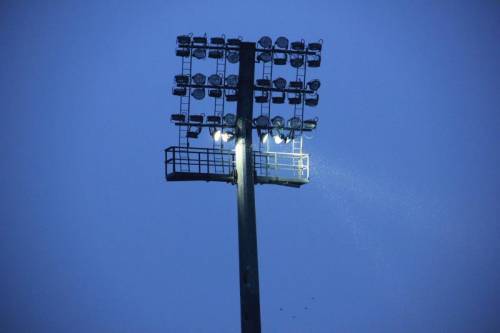 Освещение на стадионе «Шинник» было повреждено злоумышленниками