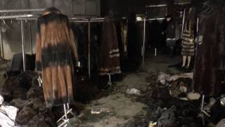 В Ярославле неизвестные сожгли меховой салон