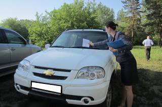 Борьба с парковками на газонах в Ярославле