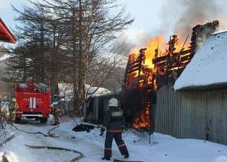 Пенсионер сгорел спасая дачный домик.