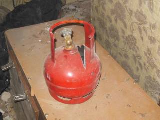 В Саратовской области в многоэтажном доме взорвался газовый баллон.