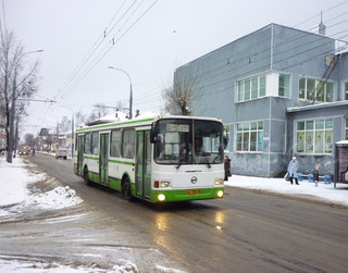 Рейсовый автобус с пассажирами загорелся под Рыбинском