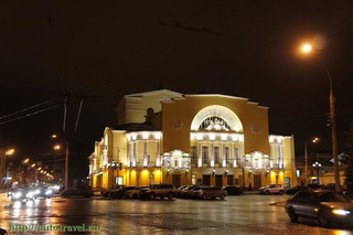 Экстренные службы исследовали сверток обнаруженный в театре