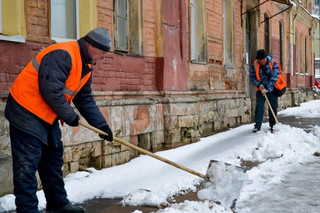В Ярославле на повестке дня стоит вопрос об уборке придомовых территорий